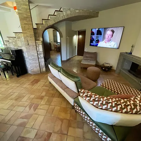 Colle Mafalda Villa *